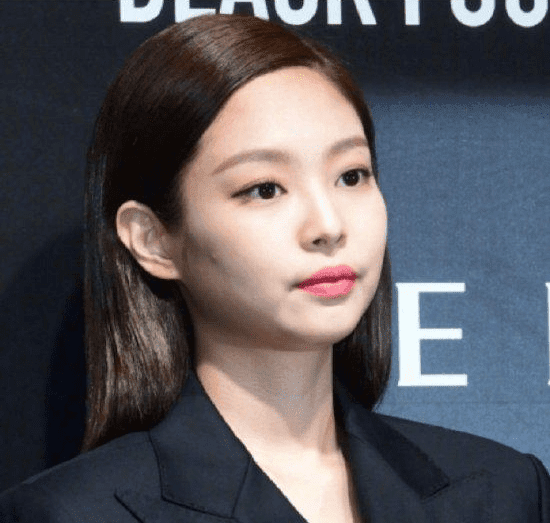 曝JENNIE将常驻《公寓404》 预计明年上半年播出